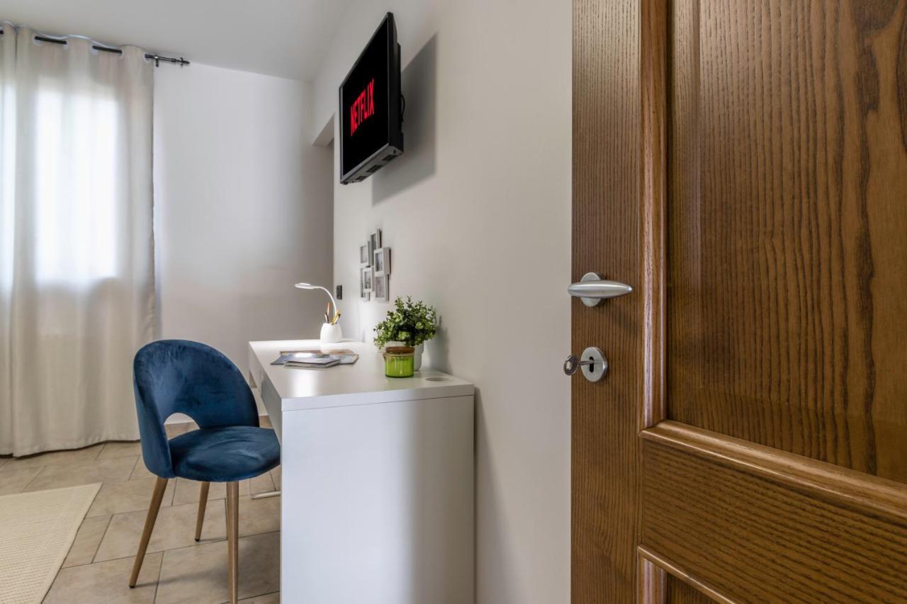 Wanderlust Apt In Villa Con Piscina - 45 Min Venezia - Zona Unesco San Pietro Di Feletto Buitenkant foto