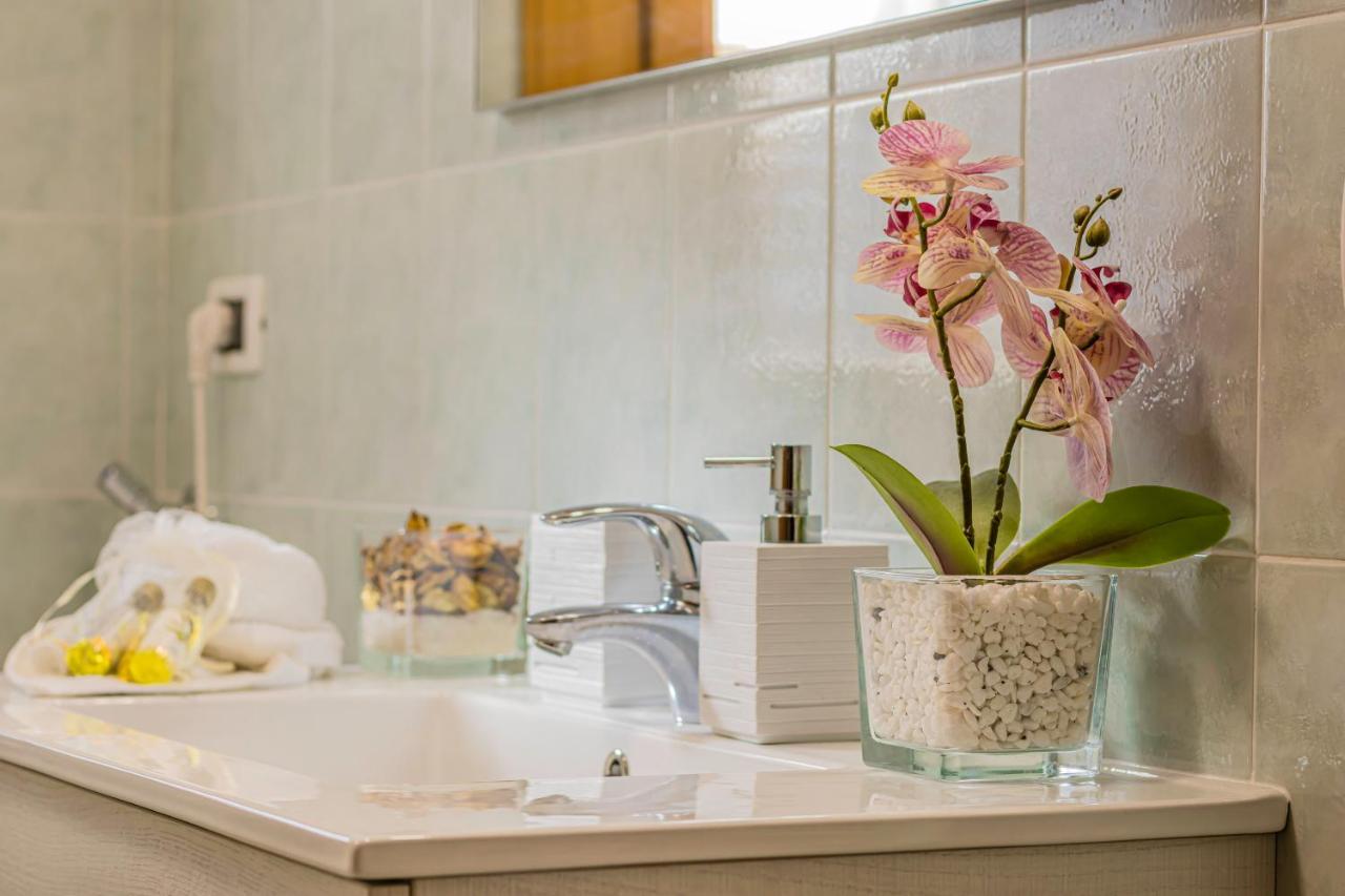 Wanderlust Apt In Villa Con Piscina - 45 Min Venezia - Zona Unesco San Pietro Di Feletto Buitenkant foto