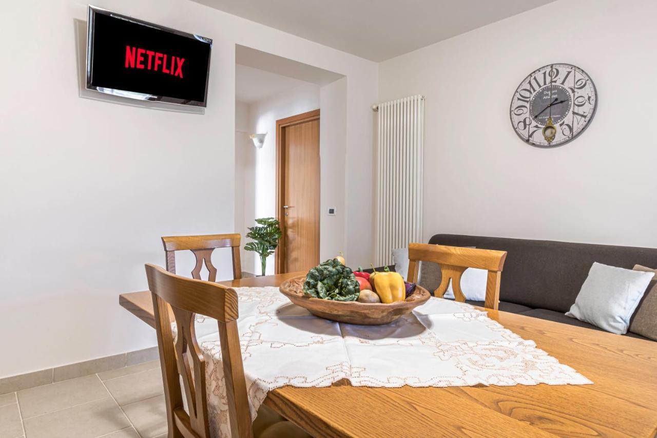Wanderlust Apt In Villa Con Piscina - 45 Min Venezia - Zona Unesco San Pietro Di Feletto Buitenkant foto
